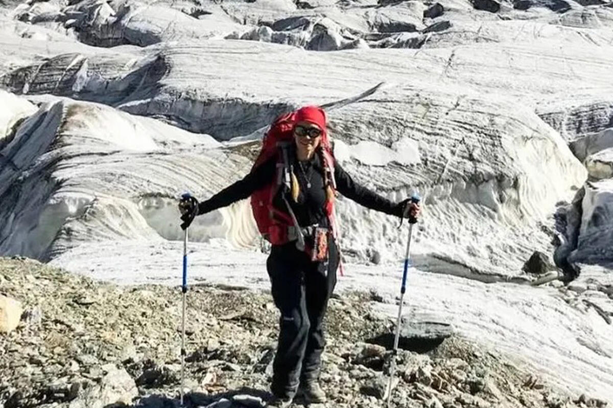 Спасатели отказались от запуска дрона к альпинистке Наговициной