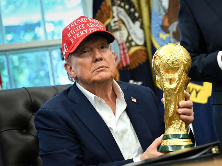 Кто кого: Трамп Нобелевскую премию мира или наоборот? Пока это остаётся открытым вопросом