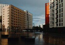 Снижение ключевой ставки Центробанка до 20% в июне дало рынку недвижимости заметный толчок: банки активнее выдают ипотечные кредиты, а покупатели стали чаще решаться на сделки. Не отстает и Пензенская область – ее жители стали чаще брать квартиры в новостройках в ипотеку.