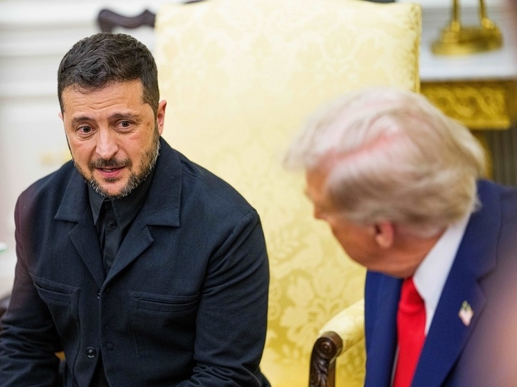 Политолог Перенджиев: Трамп может шантажировать Зеленского обилием компромата