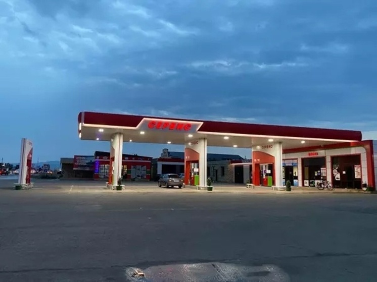 На Дону заправить полный бак авто стал дороже более чем на 200 рублей