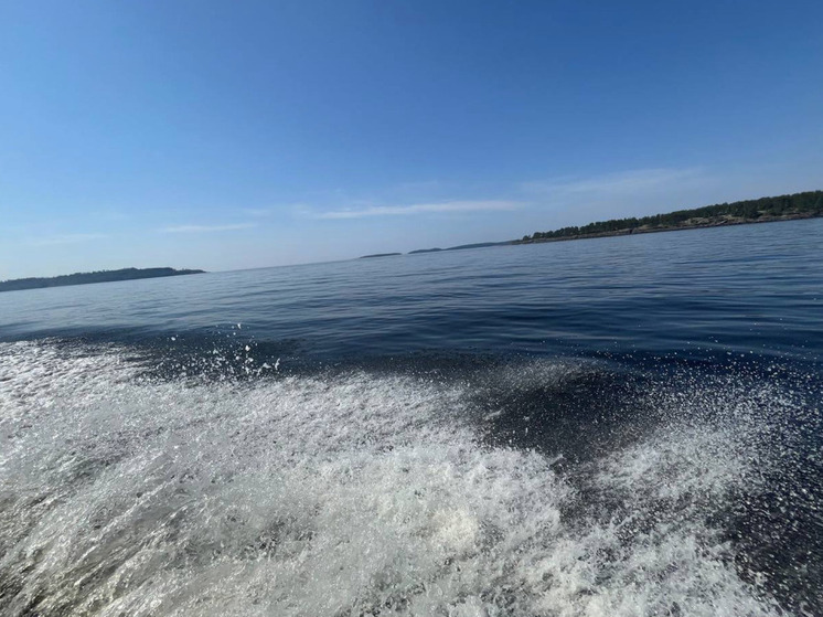В Баренцевом море ограничили выход лодок до 9 утра 27 августа