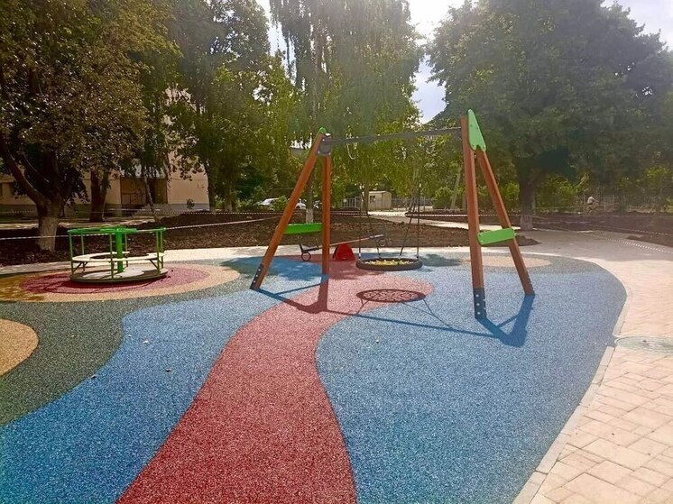 В Динском районе обновляют зеленую зону для отдыха