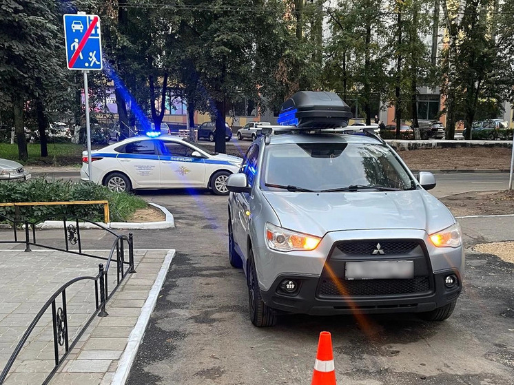 В Орле автомобилист сбил пожилую женщину на улице Приборостроительной