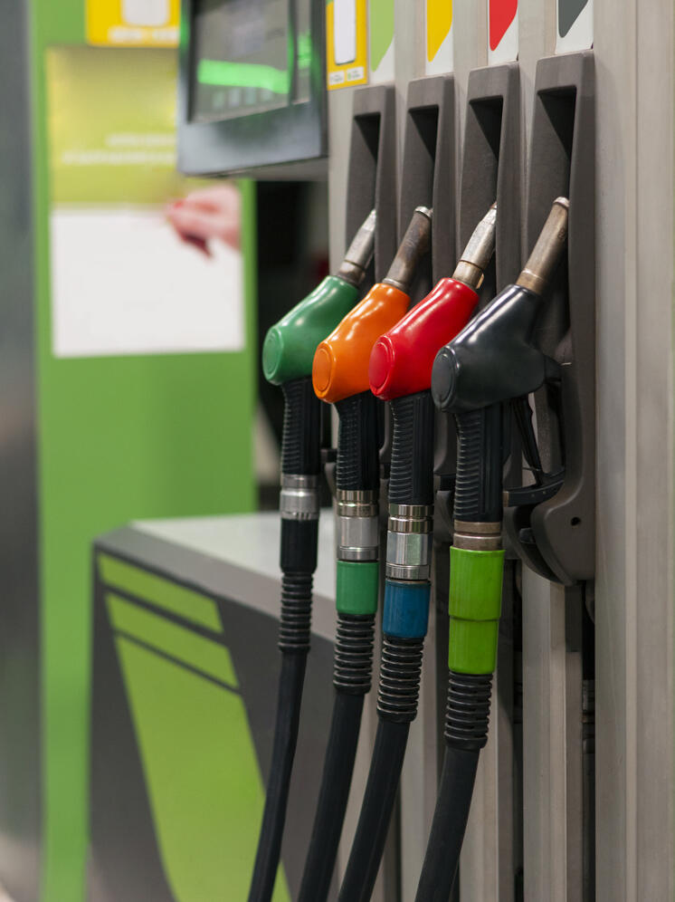 Минтопэнерго: объем бензина в ЛНР достаточный для обеспечения потребностей Республики