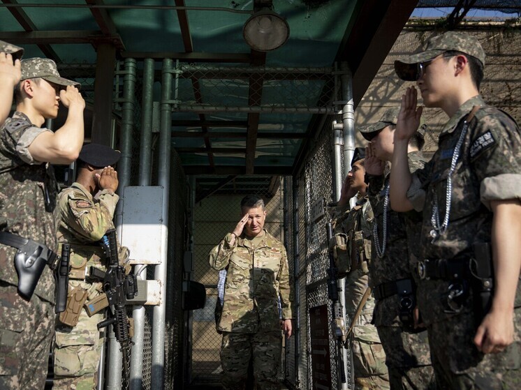 Войска США покидают базу Айн-аль-Асад на западе Ирака