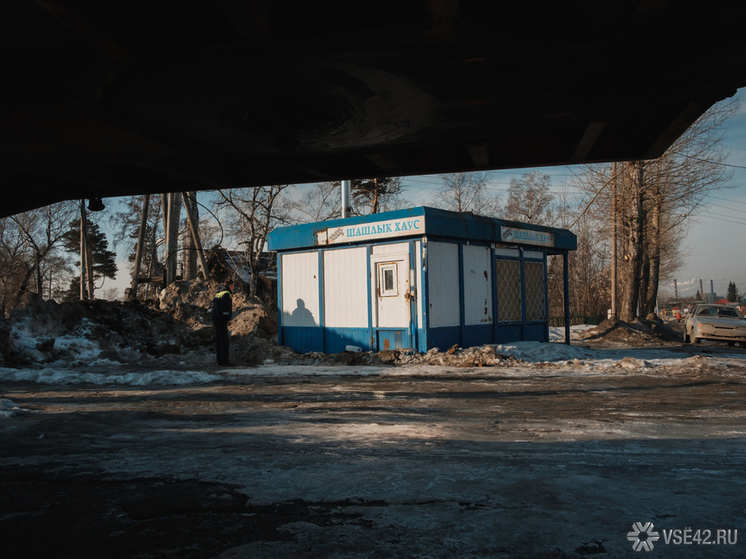 Власти Кемерова приняли решение о демонтаже ряда торговых объектов и сооружений в разных частях города