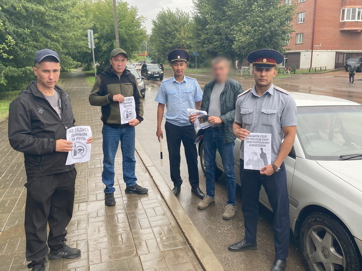 В Улан-Удэ осужденные к принудительным работам убеждали водителей не пить за рулем