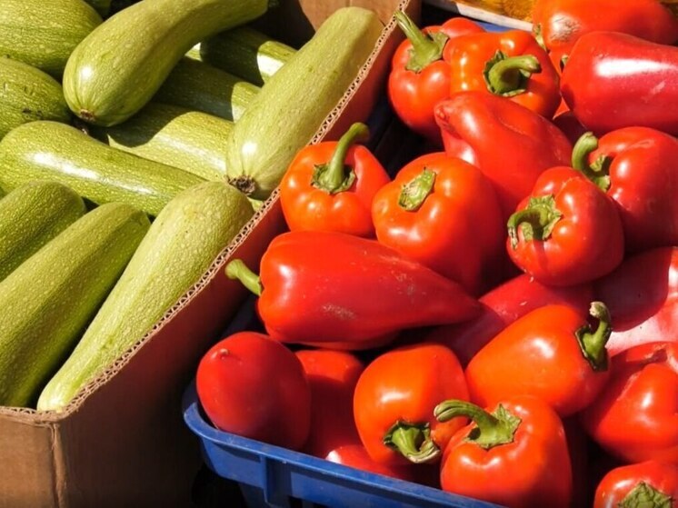 В Самаре заработали сезонные ярмарки свежих продуктов