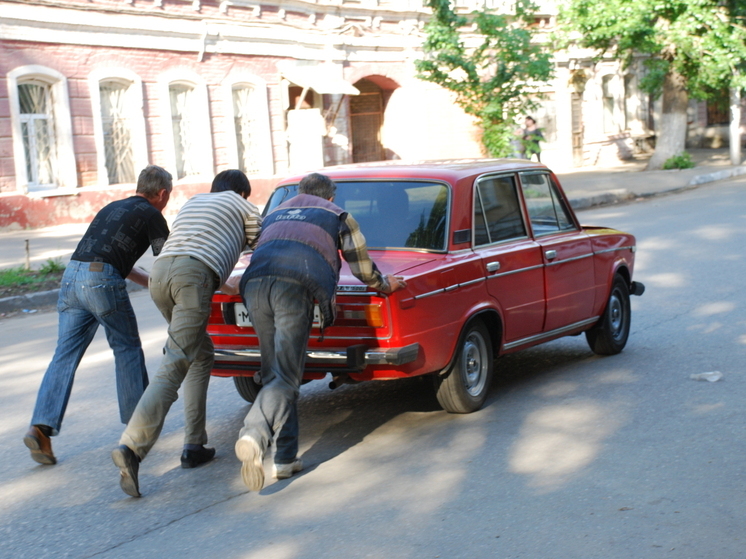 С 1 сентября вырастут пошлины для саратовских автомобилистов
