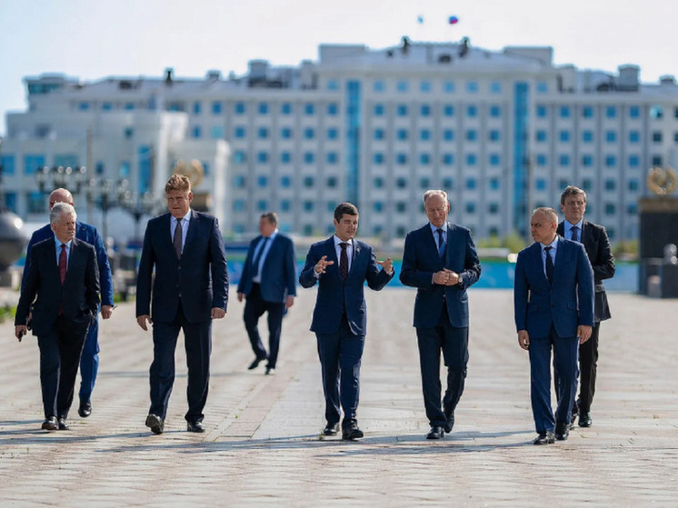 На Ямале Патрушев и Трутнев обсудили защиту национальных интересов РФ в Арктике
