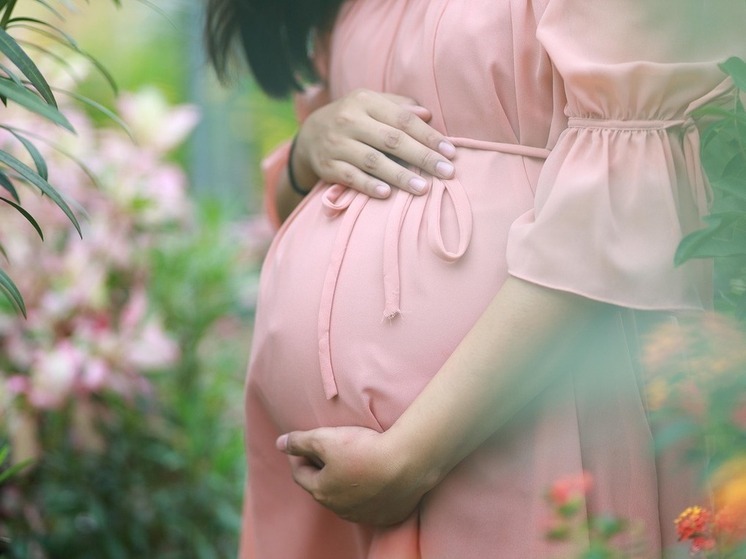 Калужским студенткам поднимут декретные выплаты