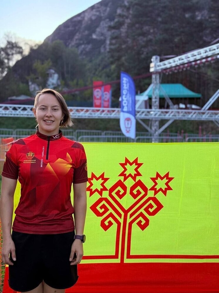 Кузнецов и Жаркова стали чемпионами России по спортивному туризму