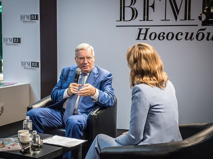 Видеостудия BFM-Новосибирск проводит интервью в прямом эфире с ключевыми участниками «Технопрома»