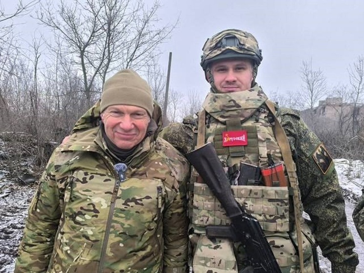 Уроженцы Бурятии, участвующие в зоне специальной военной операции, прославились на весь мир отвагой, стойкостью, бесстрашием. Их называют «боевыми бурятами» и на украинских неонацистов они навевают ужас и страх. За их головы враги обещают («розмiз винагороди у долларах США») 1000 «зеленых». А еще бурятские воины считаются элитой и настоящей легендой в специальной военной операции. 