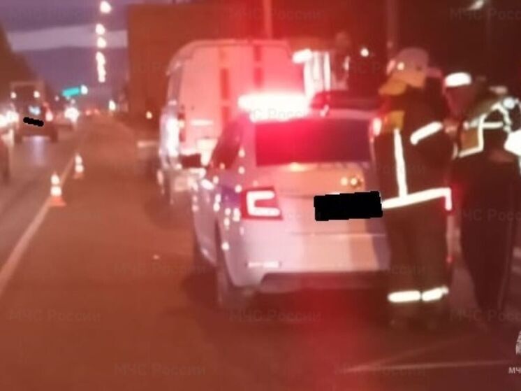 Грузовик сбил пешехода в Белоусове