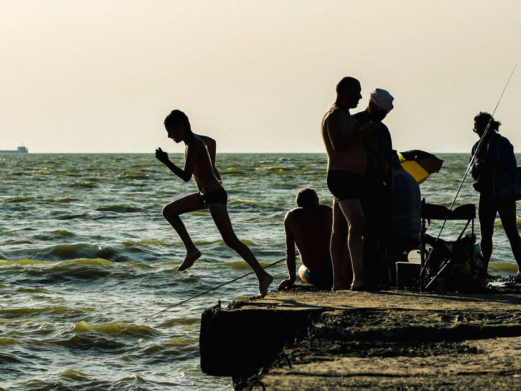 Жители города Краснодарского края задыхаются от едкого дыма с мусорного полигона