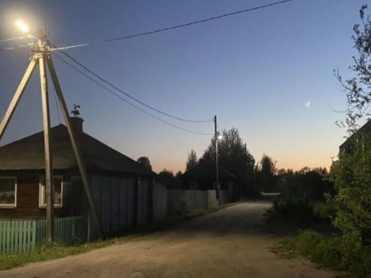 Новое освещение повышает безопасность главной улицы в Белой Холунице