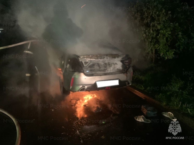 В Обнинске ночью сгорел автомобиль