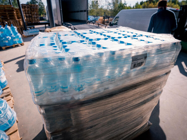 Более 1200 литров питьевой воды отправят в ДНР из Псковской области