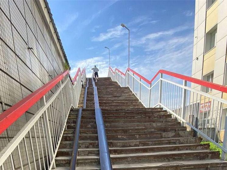 В Тюмени временно закроют надземный переход у железнодорожного вокзала