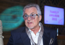 Дмитрий Дибров, готовящийся развестись со своей супругой Полиной, недавно объявил о создании нового музыкального проекта