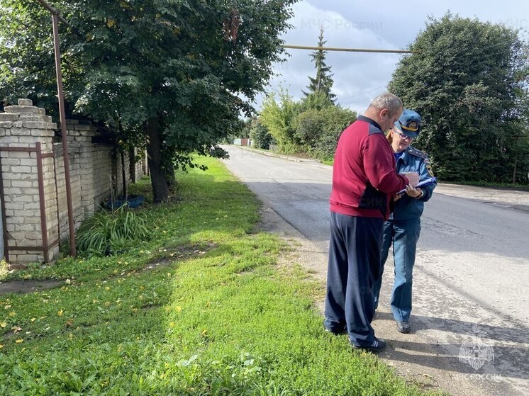 Правила безопасности напоминают жителям Верховского района Орловской области