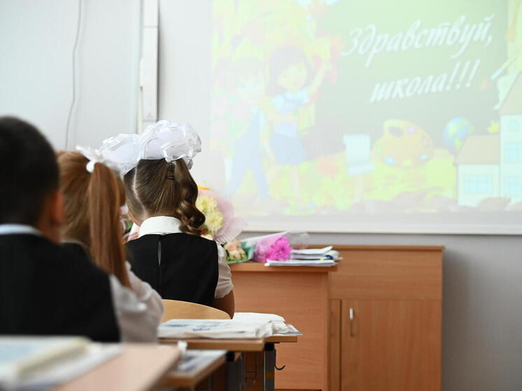 Школьные принадлежности собрали для детей Донбасса на Южном Урале