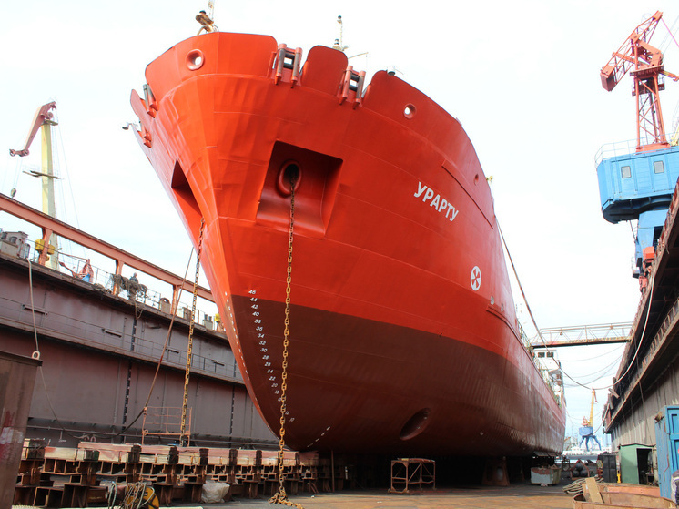 Корабелы СРЗ «Красная Кузница» завершили доковый ремонт «Урарту»