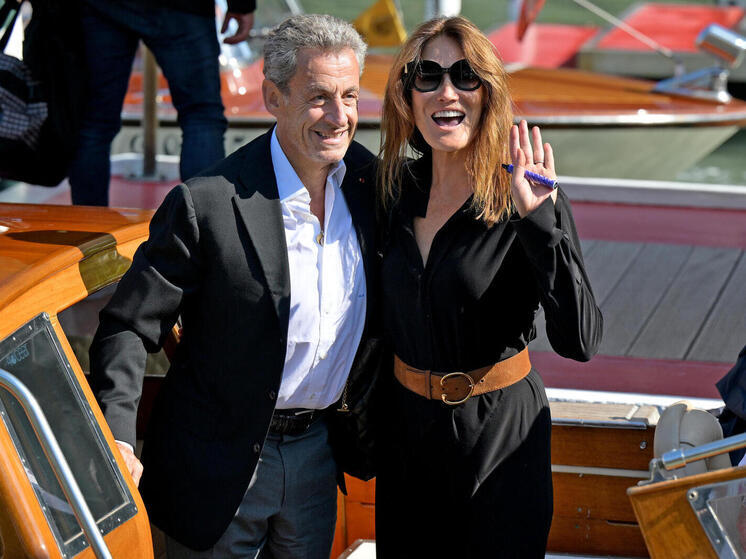 13-летняя дочь Карлы Бруни и Николя Саркози удивила всех внешним видом