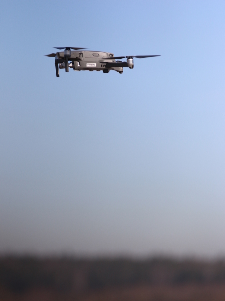 Минобороны: российские операторы дронов уничтожили танк Leopard ВСУ в Красноармейске