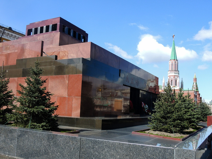 Наследник Сталина высказался про похороны Ленина