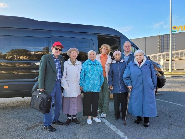 Блокадники из Карелии отправились на отдых в Ленобласть
