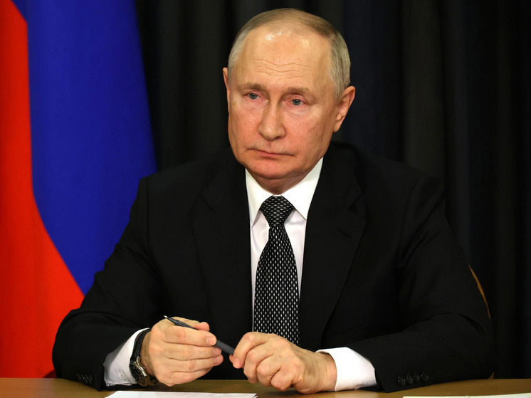 Президент России Владимир Путин и лидер КНДР Ким Чен Ын будут в числе более чем двух десятков иностранных лидеров, которые посетят масштабный военный парад в Китае на следующей неделе, сообщило Министерство иностранных дел Китая в четверг