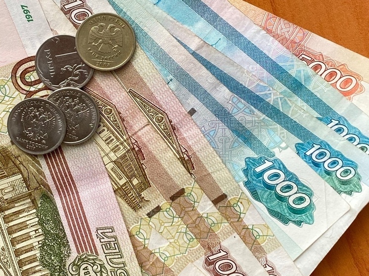 Зарплаты работников госучреждений Рязанской области увеличат с 1 октября