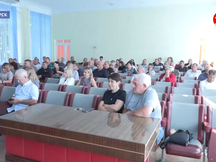 В Приморской администрации провели совещание с представителями местного аграрного сектора