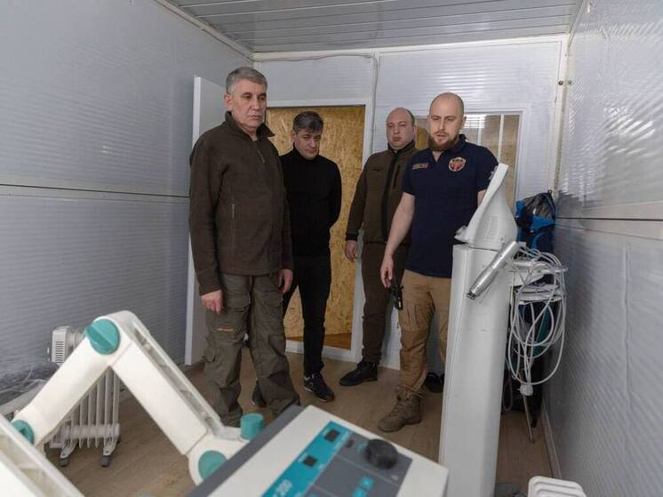 Дмитрий Миляев назвал военных медиков ангелами-хранителям армии