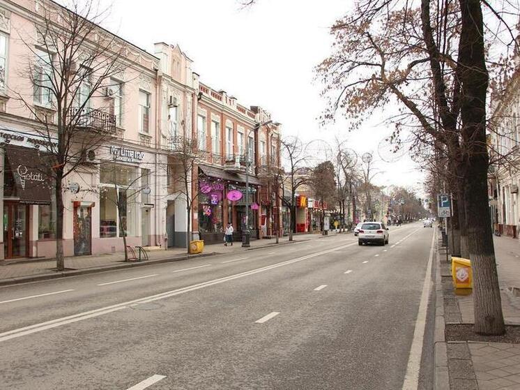 В центре Краснодара вечером 28 августа ограничат движение транспорта