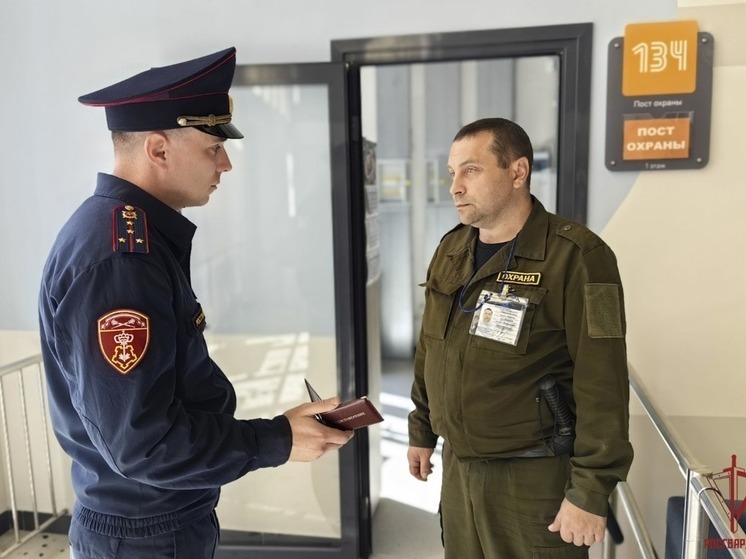 Росгвардия в Туле провела учения по нейтрализации условных террористов