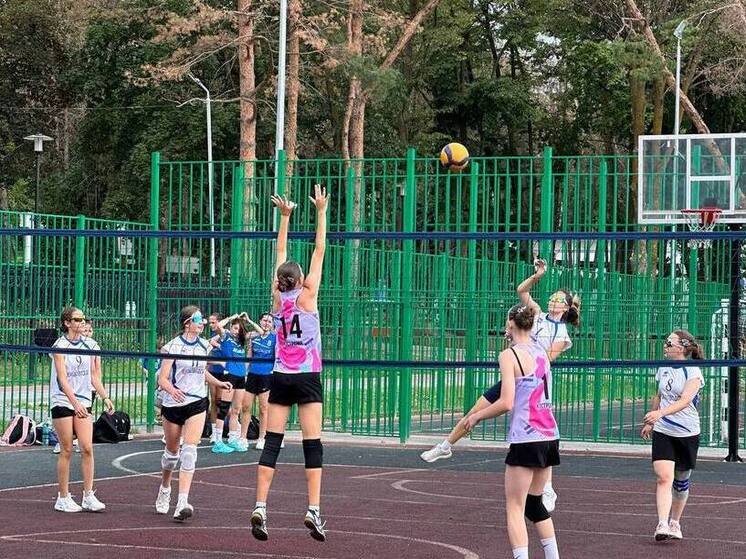 Более 10 волейбольных команд со всей России провели сборы в Кисловодске