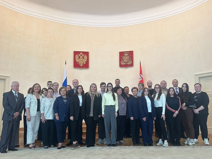 Ещё восемнадцать смоленских медиков получат подъемные и будут работать в родных городах