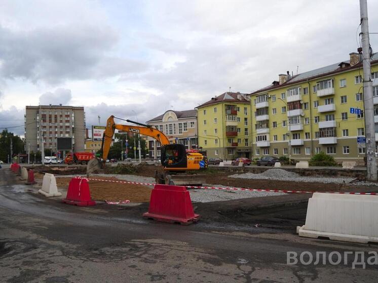 Новые парковки на площади Бабушкина в Вологде оборудуют до конца ноября