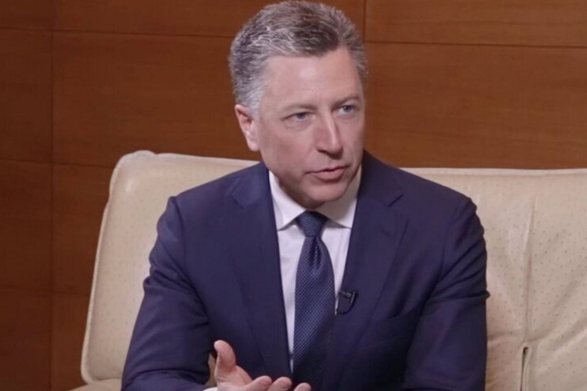 Trump nezadovoljen z Zelenskim in evropskimi zahtevami glede Ukrajine, Volcker napoveduje pritisk na Rusijo