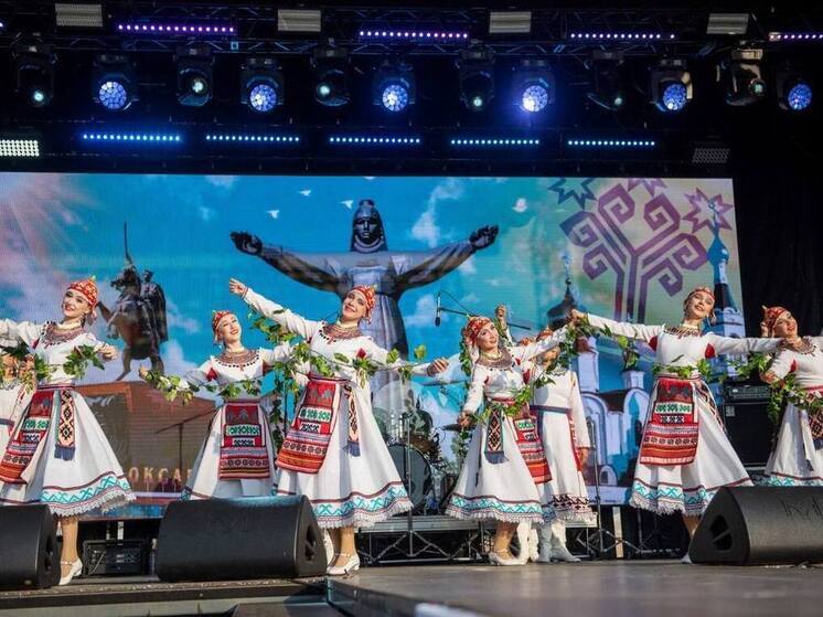 Чувашский госансамбль песни и танца выступил на фестивале в Мордовии