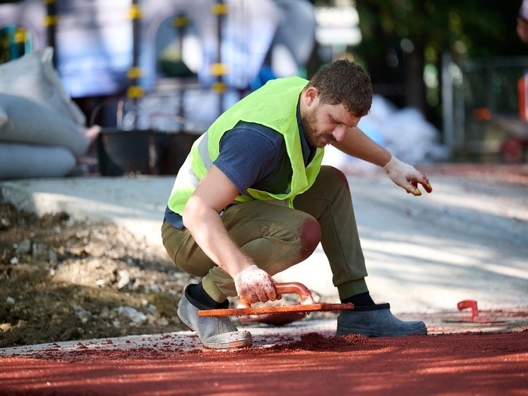Детскую площадку в парке Победы в Хосте обновят к декабрю