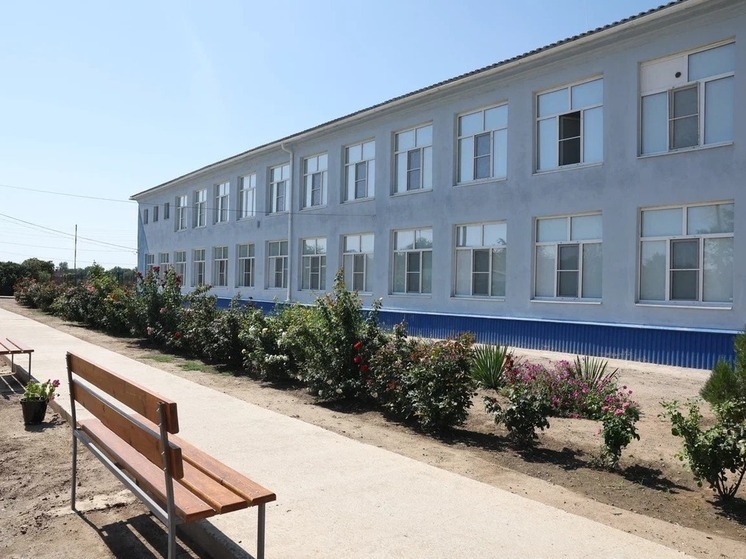 В астраханском селе Бузан 1 сентября откроют обновленную школу после капремонта