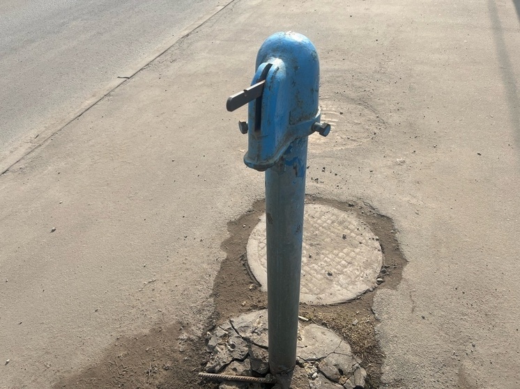 Сто девятнадцать брошенных домов отключены от воды в ДНР