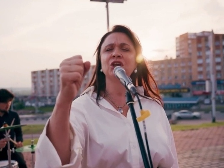 Калужские нотариусы спели о родном городе