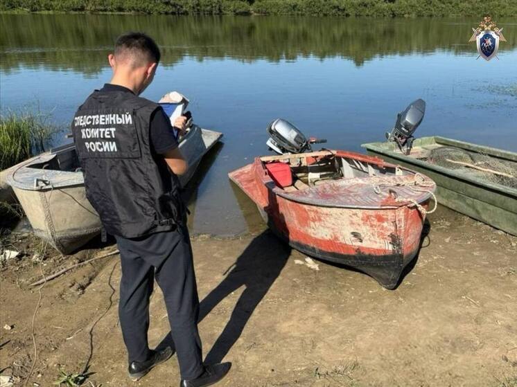 Пятилетняя девочка оказалась в больнице после переворота лодки в Астраханской области