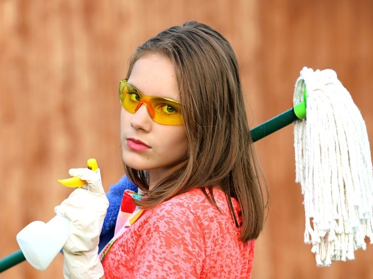 Более тысячи школьников трудоустроили этим летом в НАО